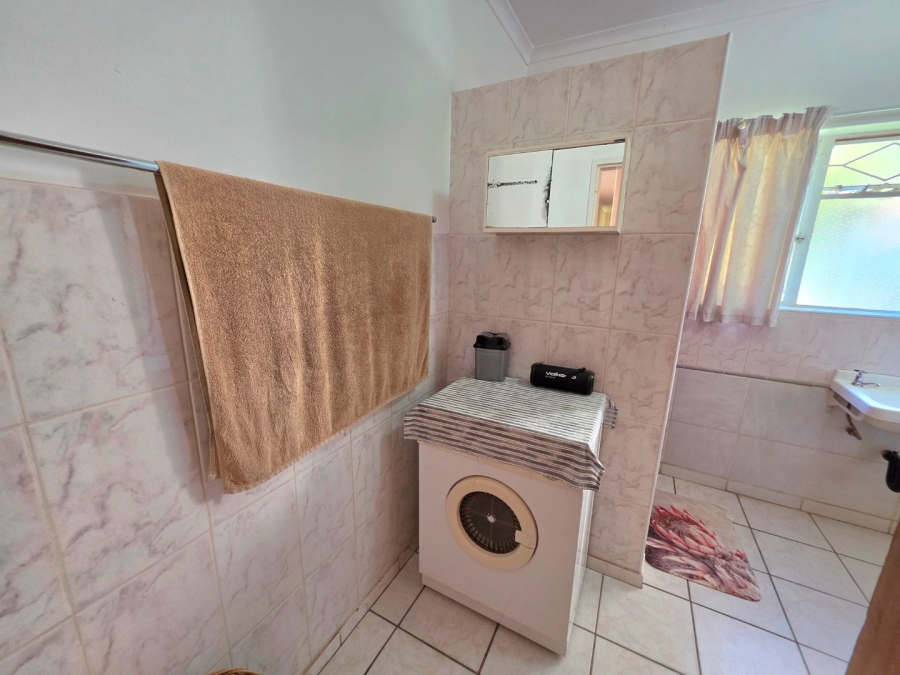 5 Bedroom Property for Sale in Panorama Free State